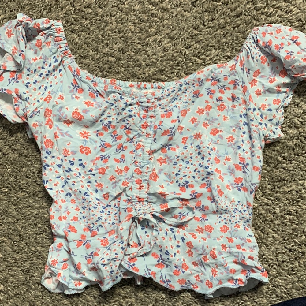 floral shirt